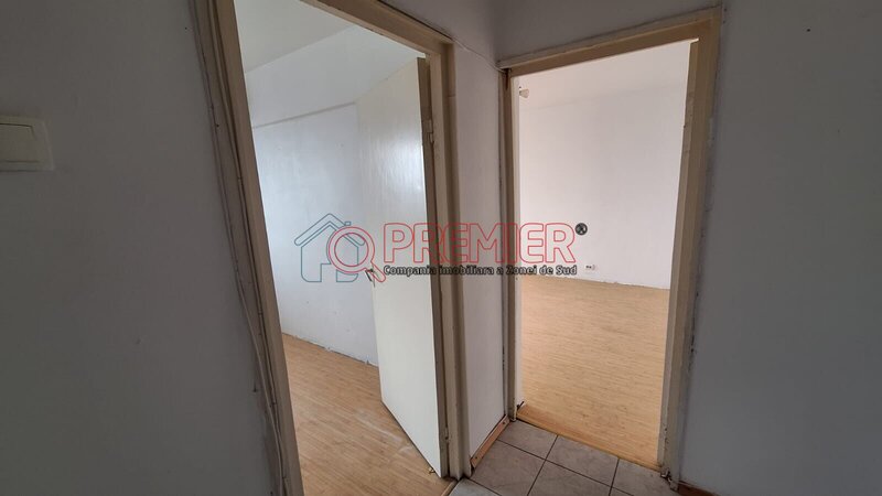 Giurgiului, 3 camere decomandat