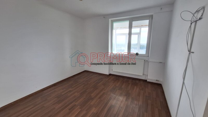 Giurgiului, 3 camere decomandat