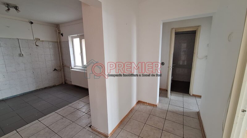 Giurgiului, 3 camere decomandat